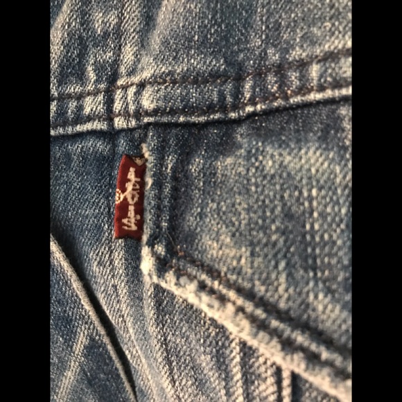 Levi’s Jean Jacket Cropped Size Medium - Picture 7 of 7